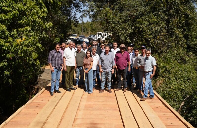 Prefeitura entrega ponte na Região da Custódia