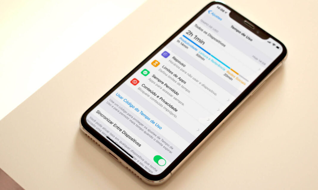 Cidade japonesa propõe limitar uso de celulares a duas horas por dia