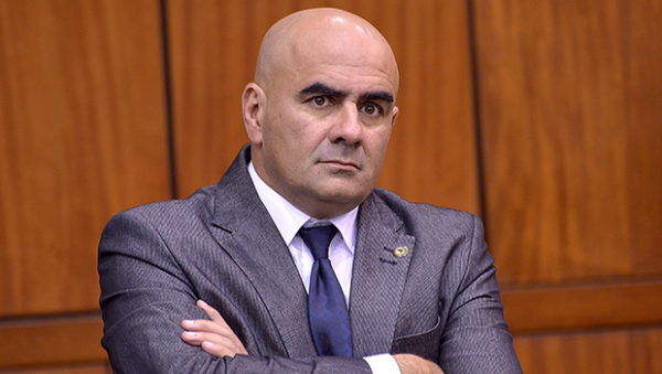 Deputado Propõe Multa para Quem Jogar Lixo em Local Errado em Goiás