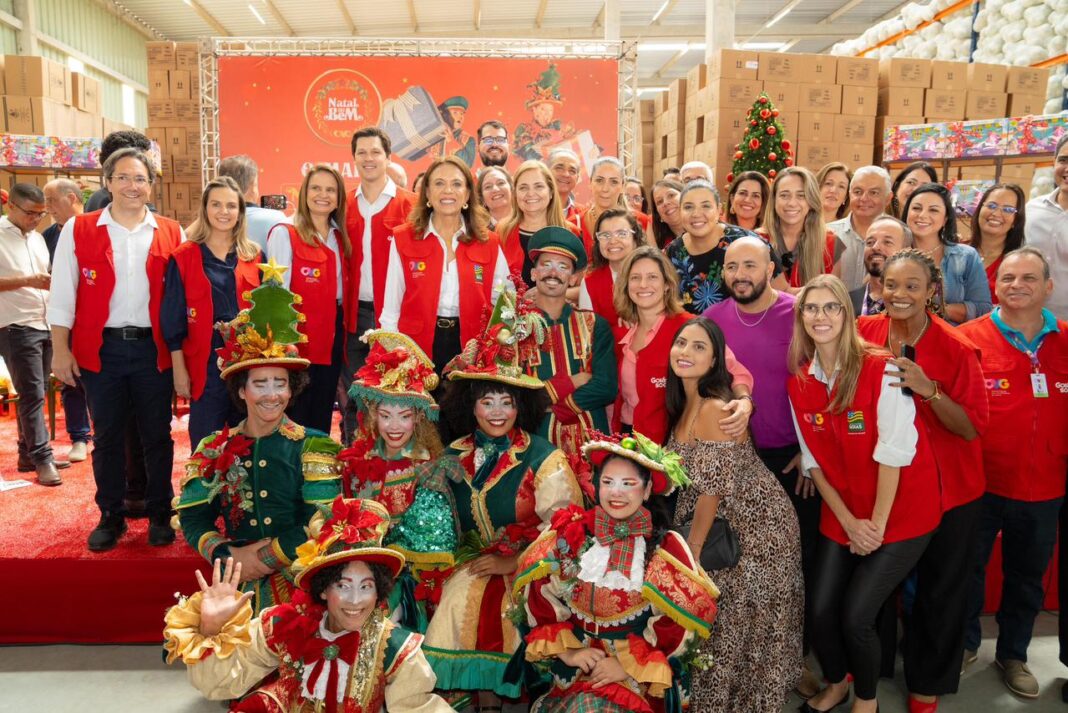 Goiás inicia entrega de 665 mil brinquedos em campanha Natal do Bem 2025